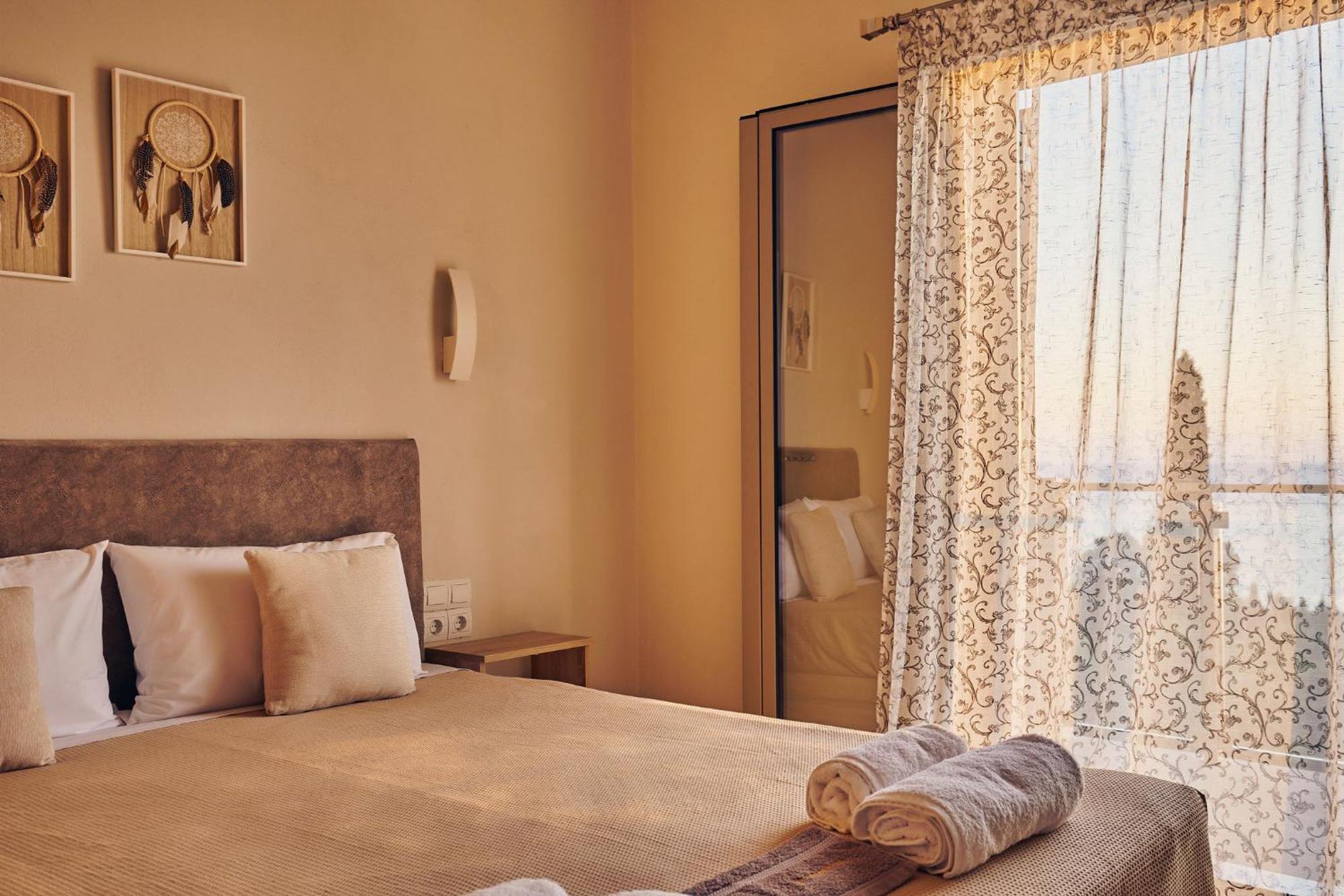 Pelagaki Sunrise Apartments Orthoniaí 외부 사진