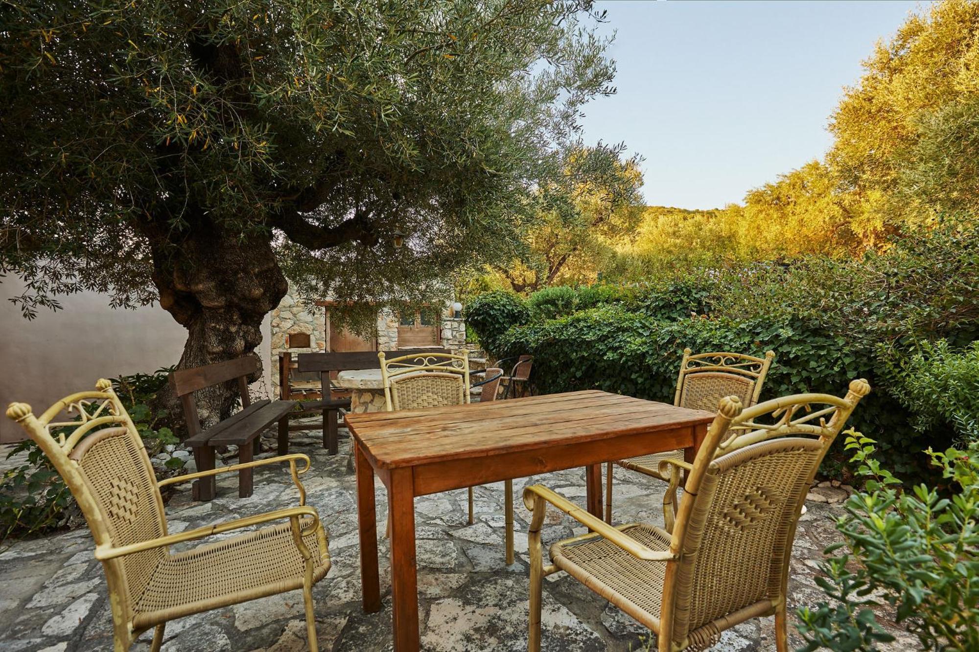 Pelagaki Sunrise Apartments Orthoniaí 외부 사진